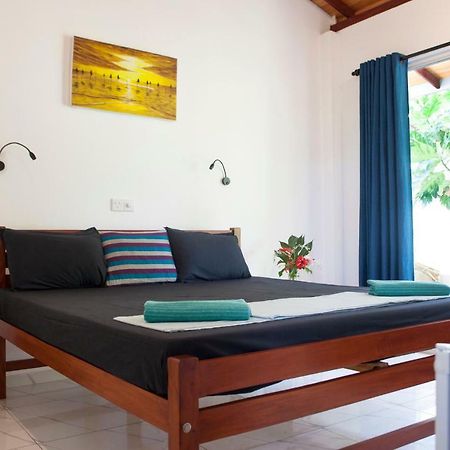 Alvas House Hotel Hikkaduwa Eksteriør billede